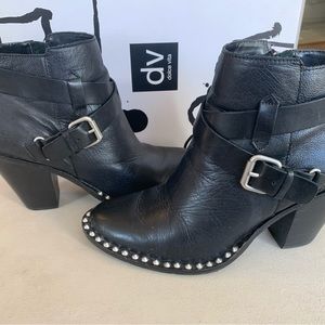 Dolce Vita Black Booties 7.5